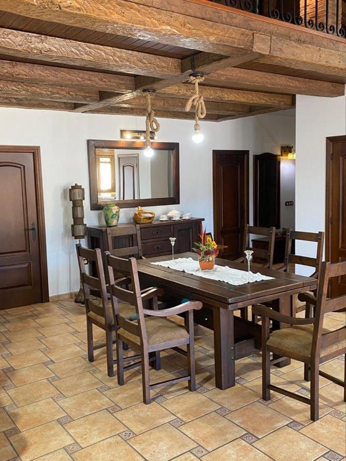 Casa Rural Montes De Trigo ヘレス・デ・ロス・カバジェロス エクステリア 写真