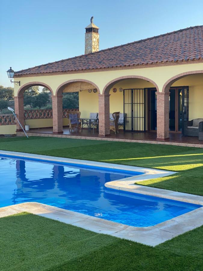 Casa Rural Montes De Trigo ヘレス・デ・ロス・カバジェロス エクステリア 写真